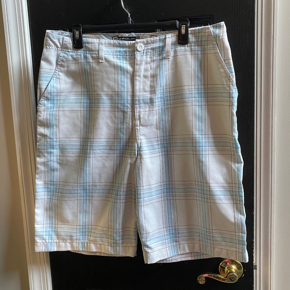 Men's Quiksilver Shorts Size 38